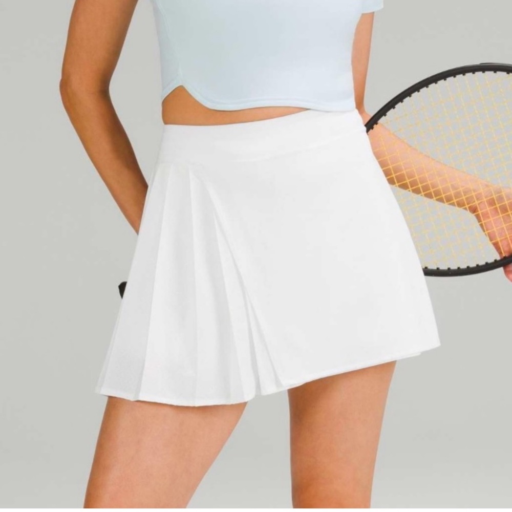 lululemon athletica White Mini Skirt